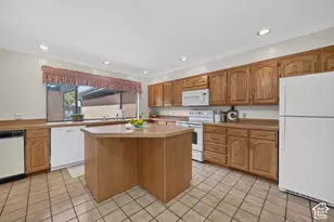 2009 Ridgewood Way, Bountiful, UT 84010 - Photo 12