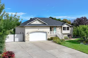 1124 W 2700 S, Syracuse, UT 84075 - Photo 1