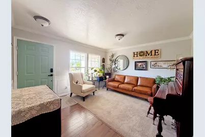 1124 W 2700 S, Syracuse, UT 84075 - Photo 4