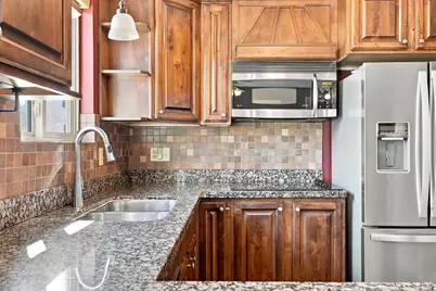 182 E 6715 S, Midvale, UT 84047 - Photo 18