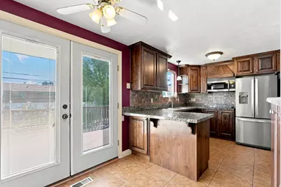 182 E 6715 S, Midvale, UT 84047 - Photo 14