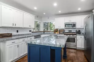 1043 N 2025 W, Layton, UT 84041 - Photo 6