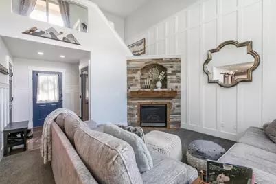 1043 N 2025 W, Layton, UT 84041 - Photo 4