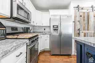 1043 N 2025 W, Layton, UT 84041 - Photo 10