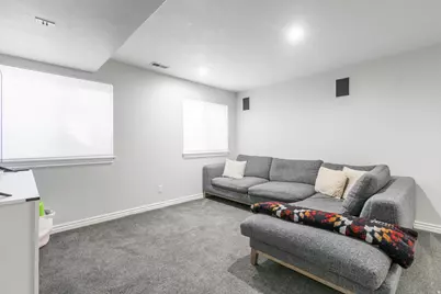 1043 N 2025 W, Layton, UT 84041 - Photo 26