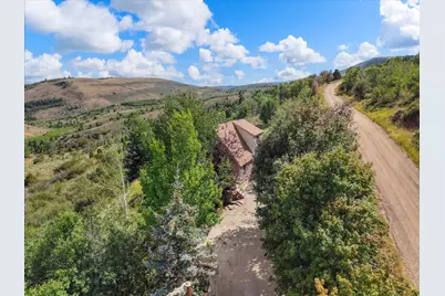 1535 S Mahogany Dr #20, Garden City, UT 84028 - Photo 4