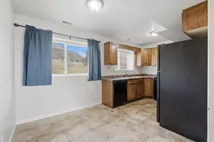 348 N Orchard Ln, Santaquin, UT 84655 - Photo 6