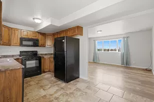 348 N Orchard Ln, Santaquin, UT 84655 - Photo 2