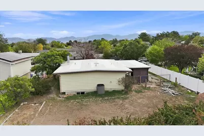 3856 S 7160 W, West Valley, UT 84128 - Photo 48