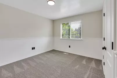 5386 W Little Water Peak Dr, Riverton, UT 84096 - Photo 28