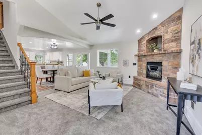 5386 W Little Water Peak Dr, Riverton, UT 84096 - Photo 8