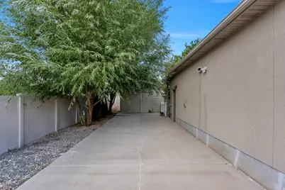5386 W Little Water Peak Dr, Riverton, UT 84096 - Photo 52
