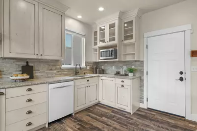 1440 Sheridan Dr, Ogden, UT 84404 - Photo 6