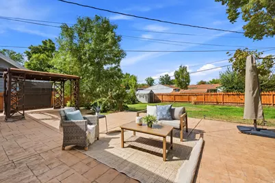 1709 E Meadowmoor Rd S, Holladay, UT 84117 - Photo 24