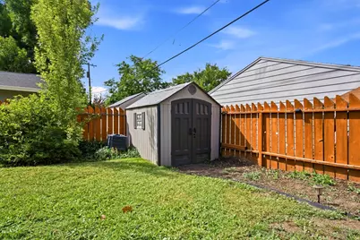 1709 E Meadowmoor Rd S, Holladay, UT 84117 - Photo 26