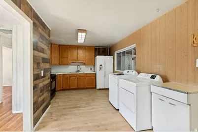 4751 S 4140 W, Kearns, UT 84118 - Photo 14