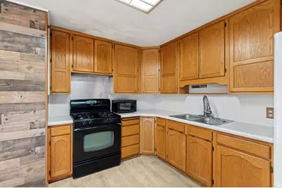 4751 S 4140 W, Kearns, UT 84118 - Photo 6