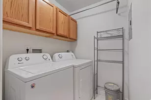 8057 W Copperfield Pl S, Magna, UT 84044 - Photo 4