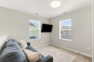 10557 S Redknife Dr W, South Jordan, UT 84009 - Photo 12