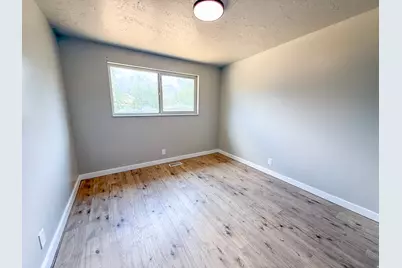 100 N 450 W, Layton, UT 84041 - Photo 8