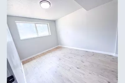 100 N 450 W, Layton, UT 84041 - Photo 14