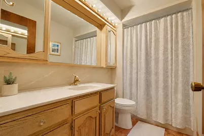2924 E Robidoux Rd, Sandy, UT 84093 - Photo 40