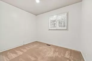 1592 E Federal Heights Dr, Salt Lake City, UT 84103 - Photo 26