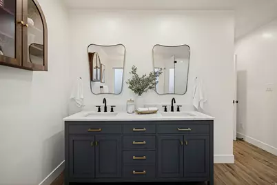 412 W Alta View Dr S, Midvale, UT 84047 - Photo 14