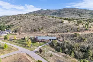 615 E Cherry Canyon Dr, Wanship, UT 84017 - Photo 42