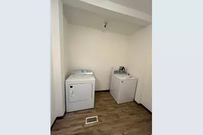 461 E 500 S, Roosevelt, UT 84066 - Photo 14