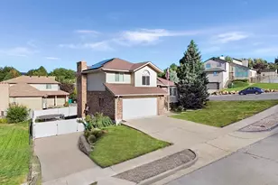 2395 N 1450 E, Layton, UT 84040 - Photo 2