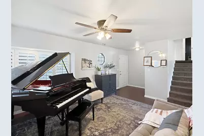 2395 N 1450 E, Layton, UT 84040 - Photo 4