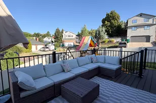 2395 N 1450 E, Layton, UT 84040 - Photo 34