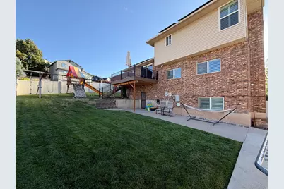 2395 N 1450 E, Layton, UT 84040 - Photo 40