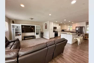 95 E 600 N, Nephi, UT 84648 - Photo 8