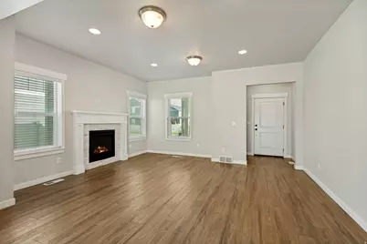 4367 E Golden Oak Ln, Eagle Mountain, UT 84005 - Photo 8