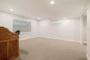 2745 Cave Hollow Way, Bountiful, UT 84010 - Photo 32