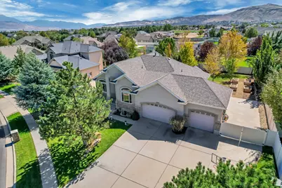 6093 W Heritage Hill Ln, Herriman, UT 84096 - Photo 4