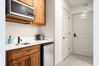 35 E 150 S #E101, Garden City, UT 84028 - Photo 30