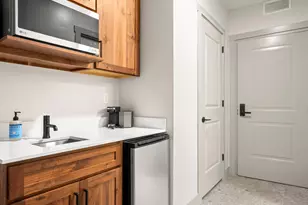 35 E 150 S, Garden City, UT 84028 - Photo 30