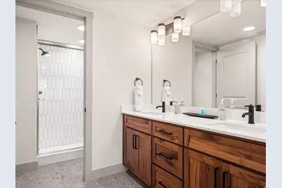 35 E 150 S #E101, Garden City, UT 84028 - Photo 16