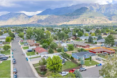1298 N 725 W, Orem, UT 84057 - Photo 30