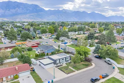 1298 N 725 W, Orem, UT 84057 - Photo 32