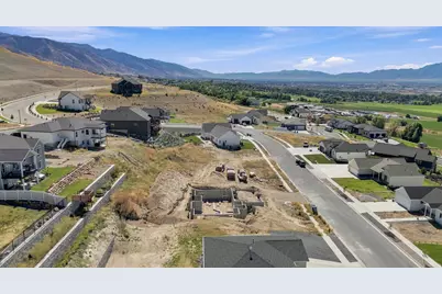 670 S 1080 E, Smithfield, UT 84335 - Photo 6