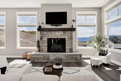 664 E 250 N, Providence, UT 84332 - Photo 14