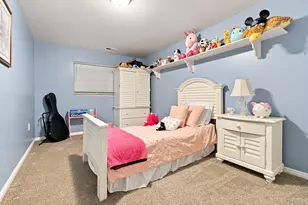 1368 Eastpoint Dr, Sandy, UT 84092 - Photo 24