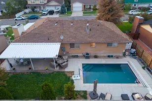 1368 Eastpoint Dr, Sandy, UT 84092 - Photo 34