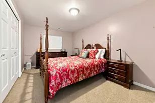 1368 Eastpoint Dr, Sandy, UT 84092 - Photo 22