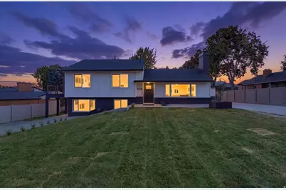 4554 S Willow Rd, Holladay, UT 84124 - Photo 1