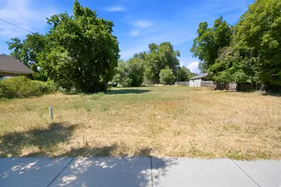 345 E 300 S #1, Logan, UT 84321 - Photo 12